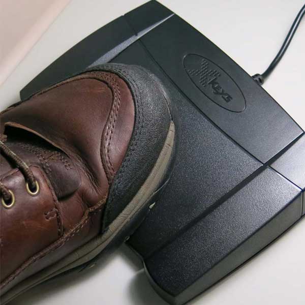 foot pedal controller used for slot machine software control